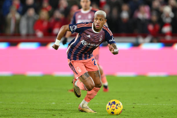 而且具备塑 而且具备塑